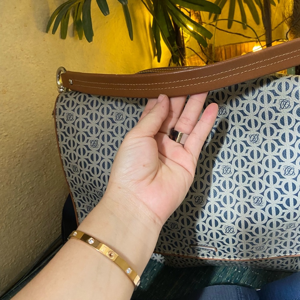 Louis Quatorze 2 in 1 Bag l. Messenger + Shoulder Bag. - Picture 6 of 17